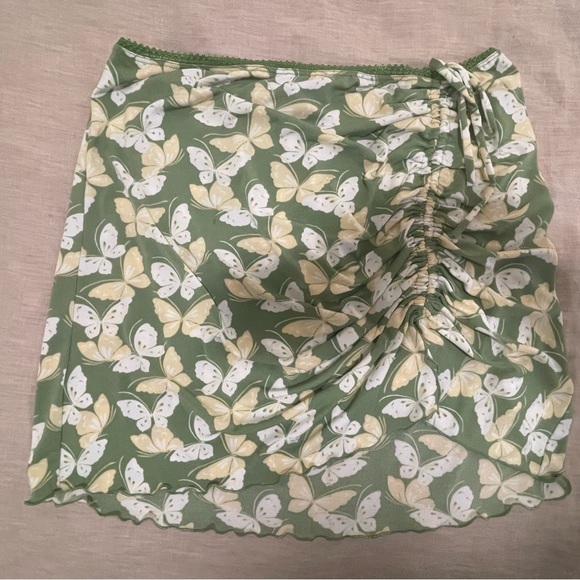 Urban outfitters butterfly tie skirt - Picture 1 of 5